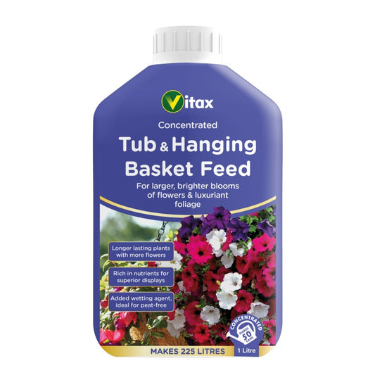Vitax Tub & Hanging Basket Feed bottle on a white background