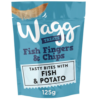 Wagg Treats Fish Fingers & Chips 125g on a white background