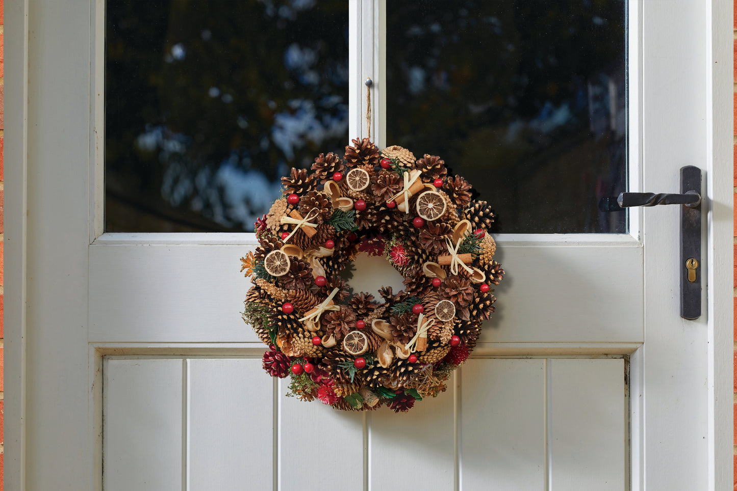 WinterSpice Wreath on a door