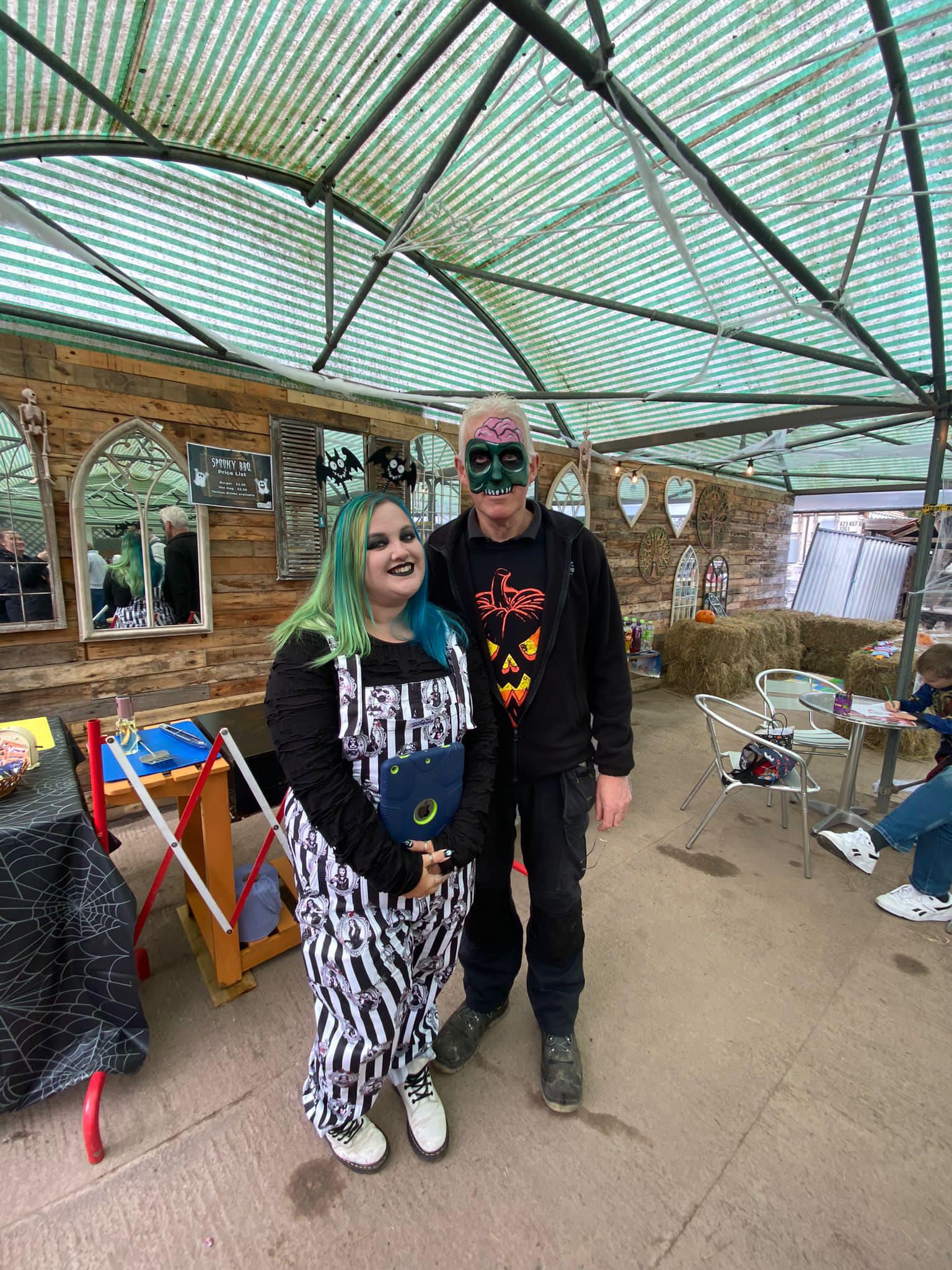 396462943_821731196418891_5367617433173375873_n.jpg