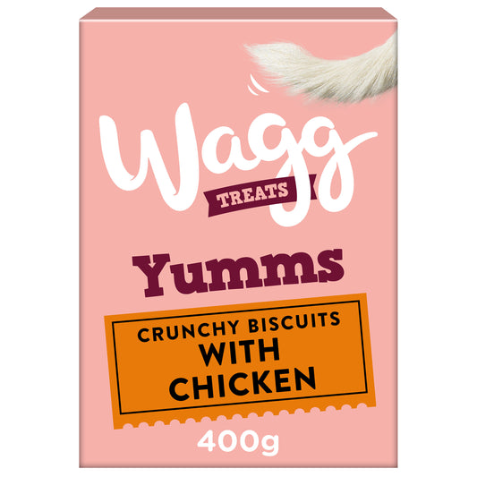 Wagg Treats Yumms Chicken 400g on a white background