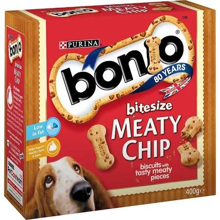 Bonio Meaty Chip Bitesize 400g on a white background