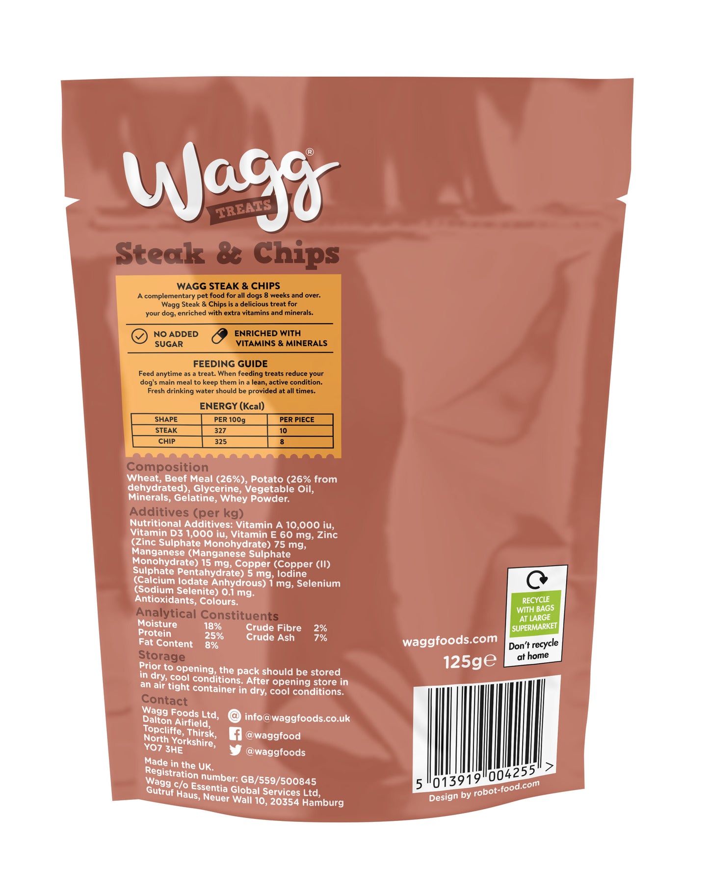 Wagg Treats Steak & Chips 125g on a white background